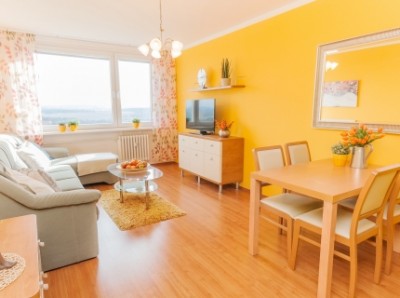 Rodinné bydlení - 4+kk 90 m2, Horní Měcholupy